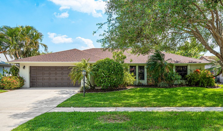 59 Vista Del Rio, Boynton Beach, FL 33426